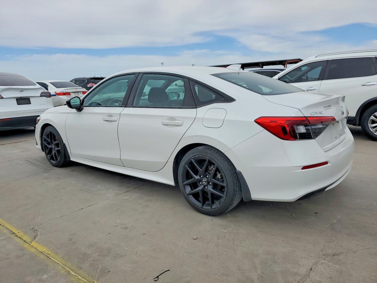 2022 Honda Civic Sport - zdjęcie 2