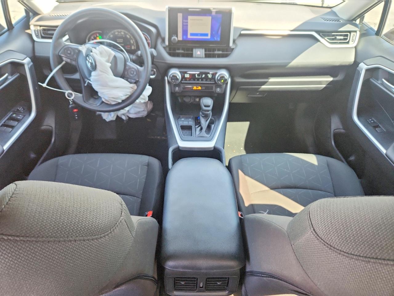 2023 Toyota Rav4 Xle - zdjęcie 8