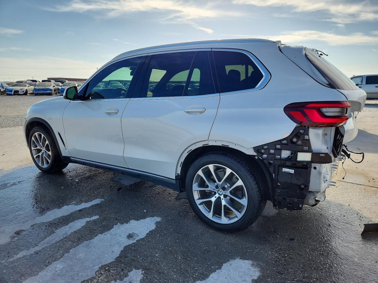 2020 BMW X5 xDrive40I - zdjęcie 2