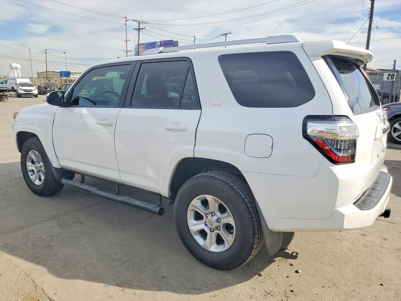 2018 Toyota 4Runner Sr5 - zdjęcie 2