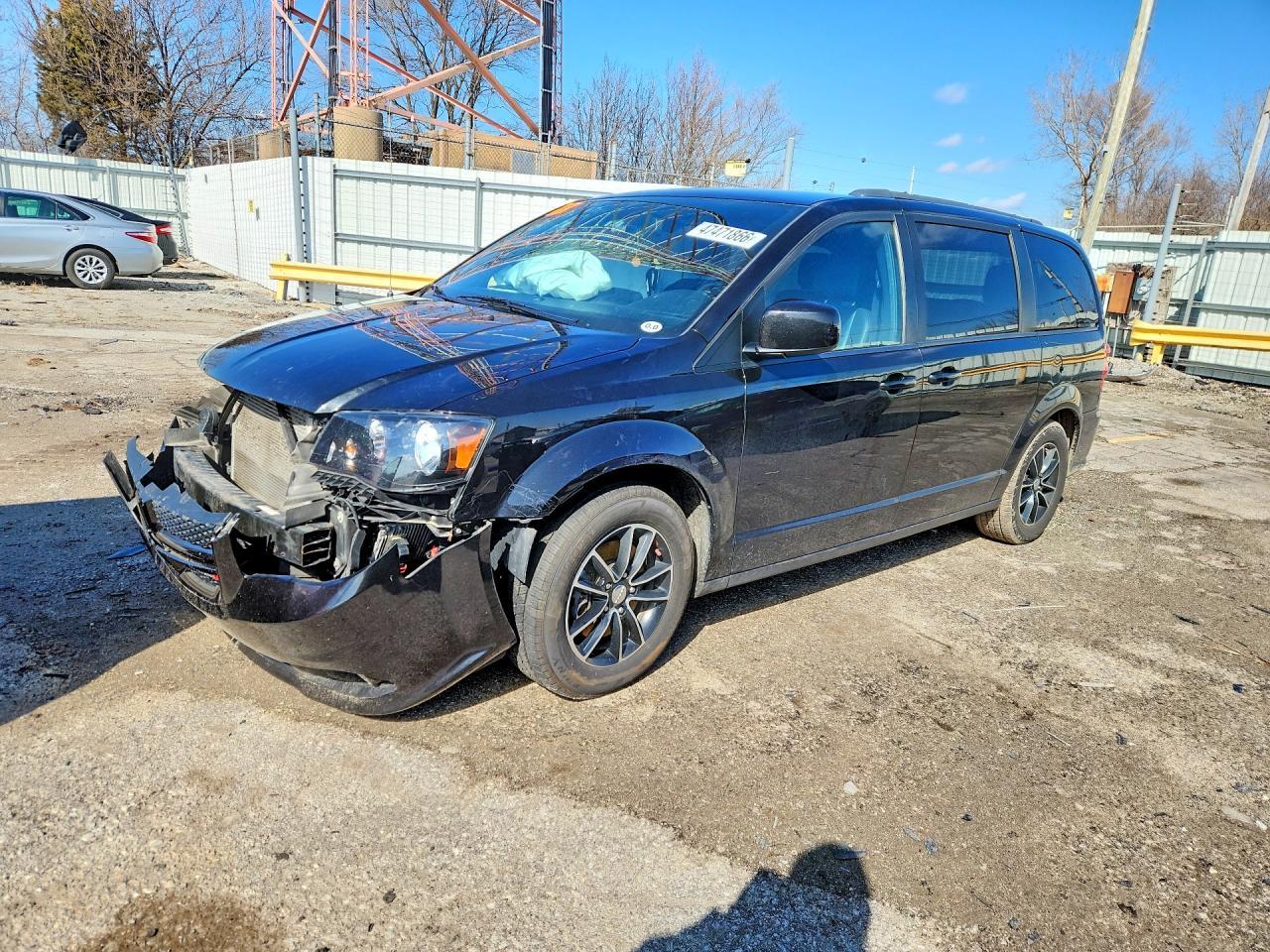 2019 Dodge Grand Caravan Gt - zdjęcie główne