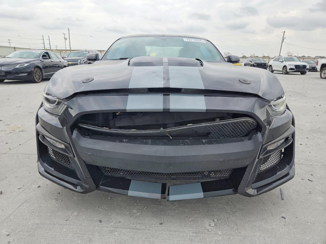 2016 Ford Mustang - zdjęcie 5