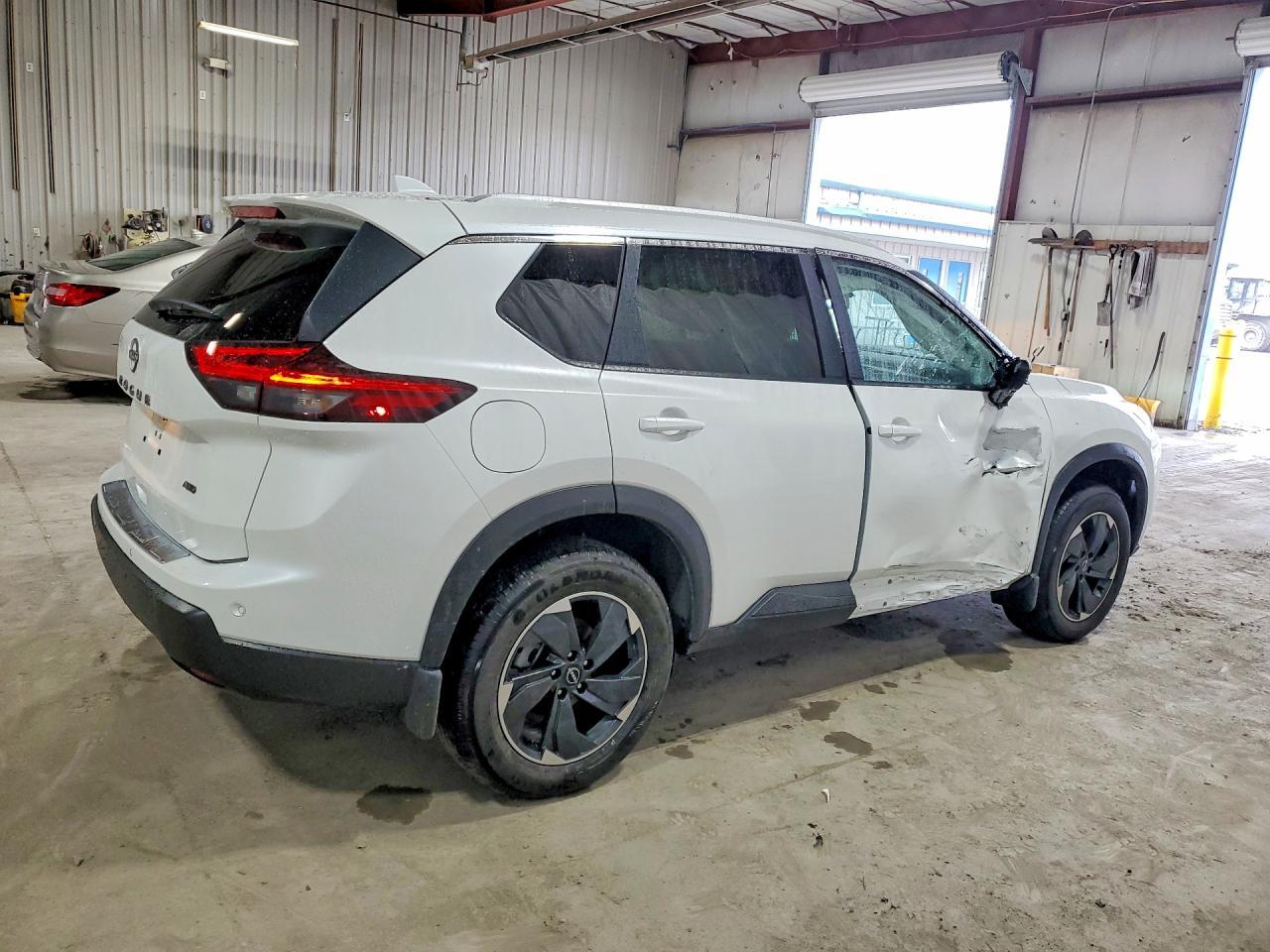 2026 Nissan Rogue Sv - zdjęcie 3