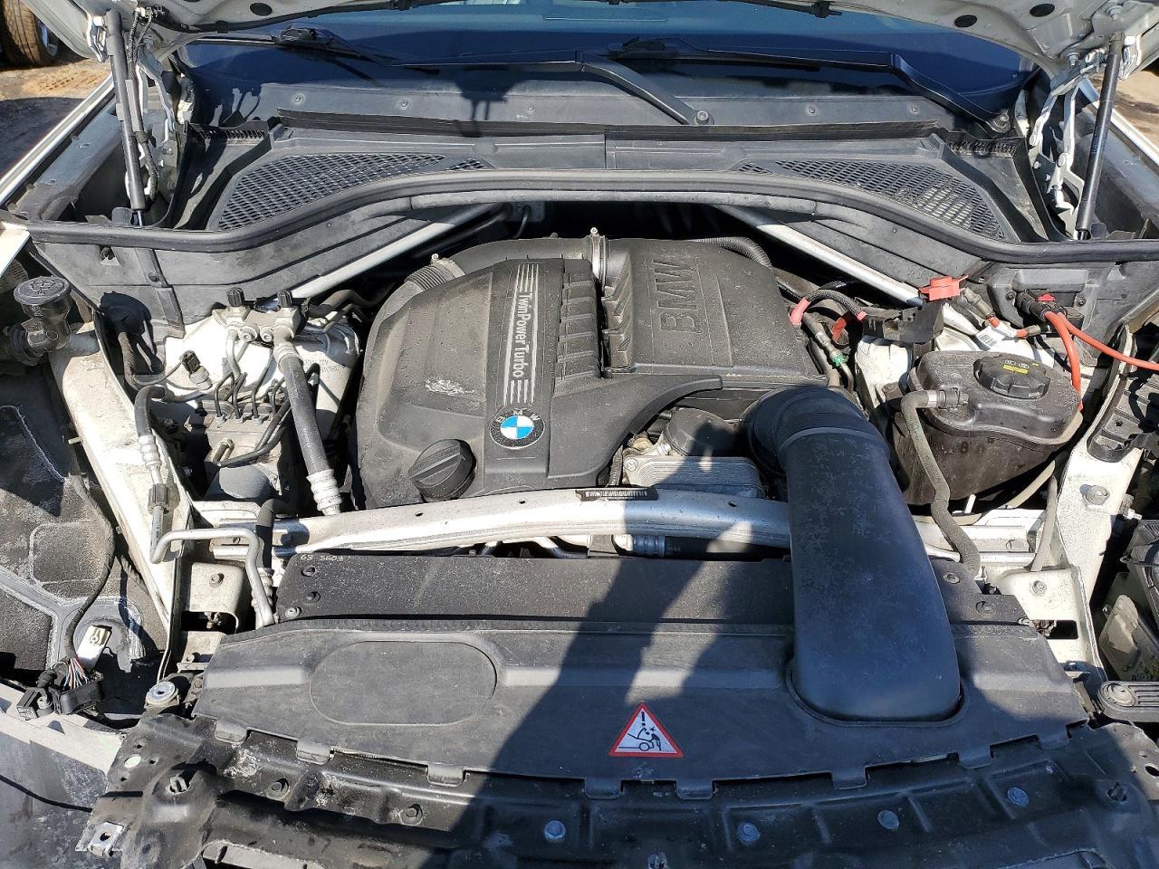 2015 BMW X5 xDrive35I - zdjęcie 11