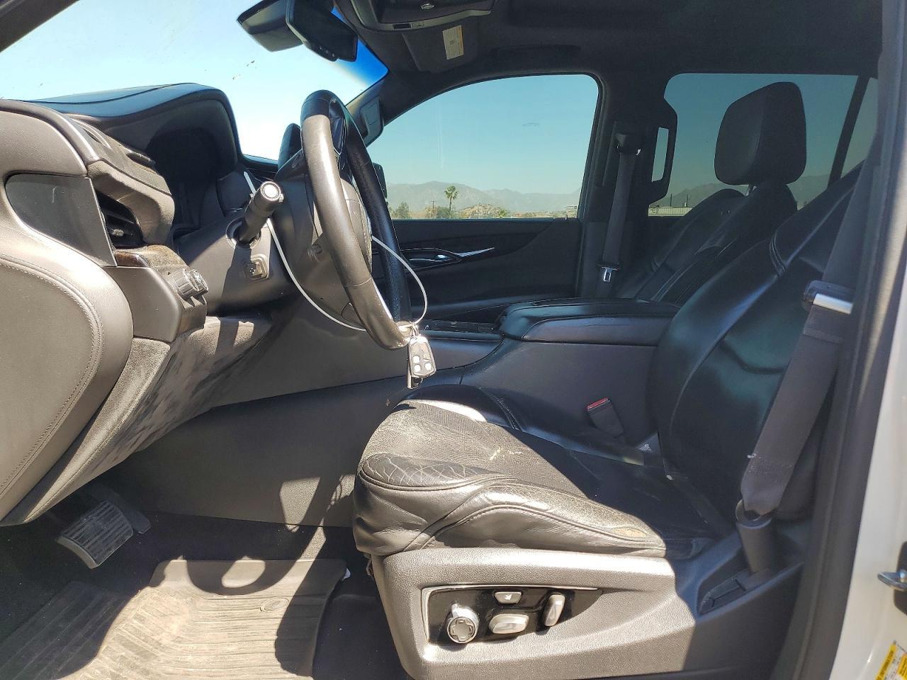 2015 Cadillac Escalade Platinum - zdjęcie 7