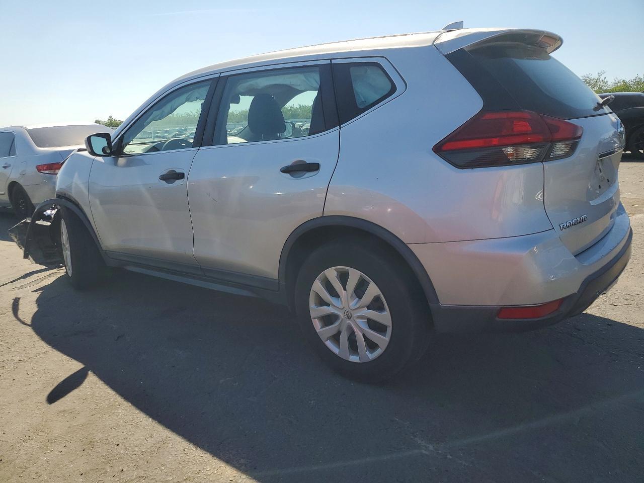 2017 Nissan Rogue S - zdjęcie 2