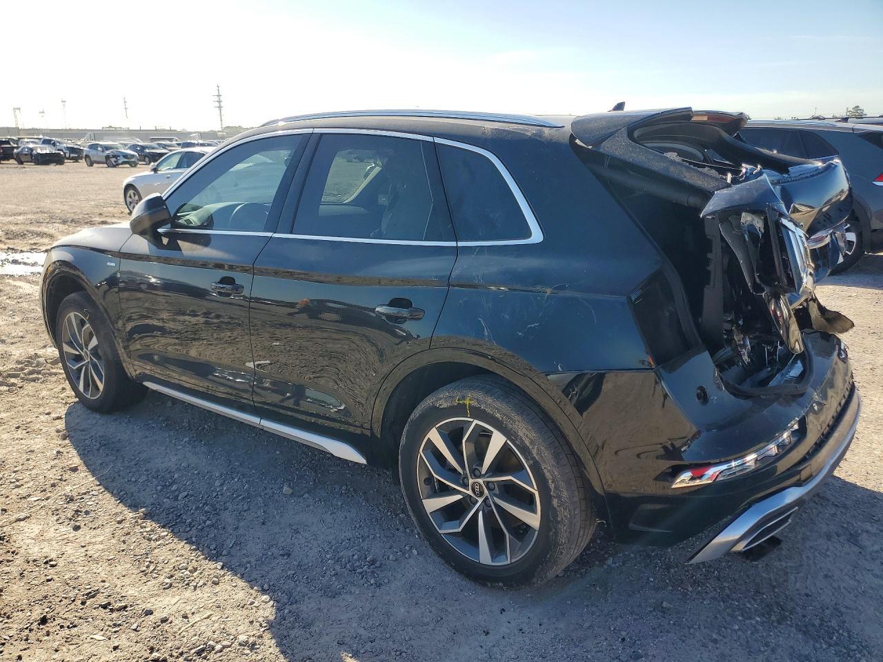 2022 Audi Q5 Premium 45 - zdjęcie 2