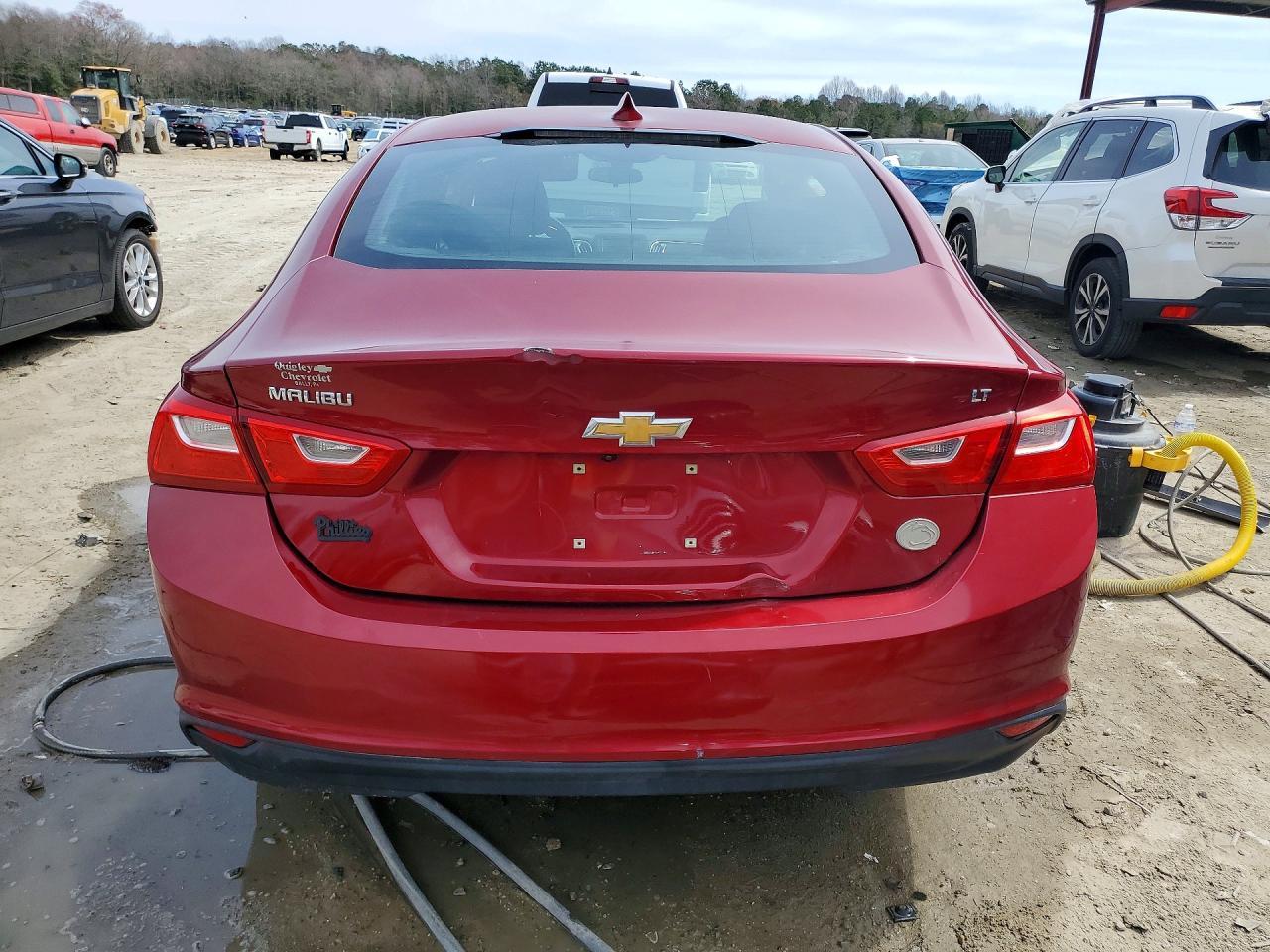 2017 Chev Malibu - zdjęcie 11