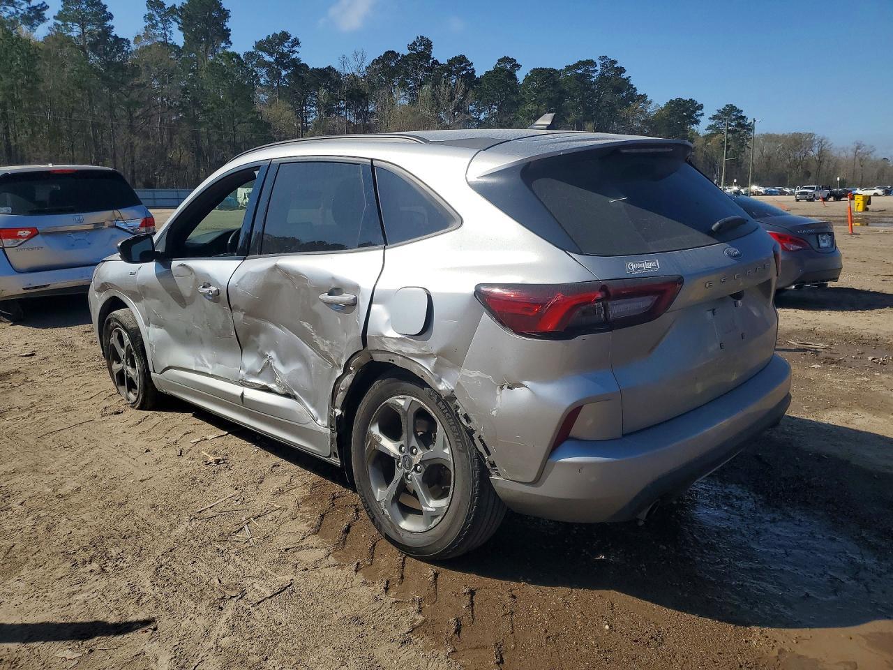 2024 Ford Escape St Line - zdjęcie 2