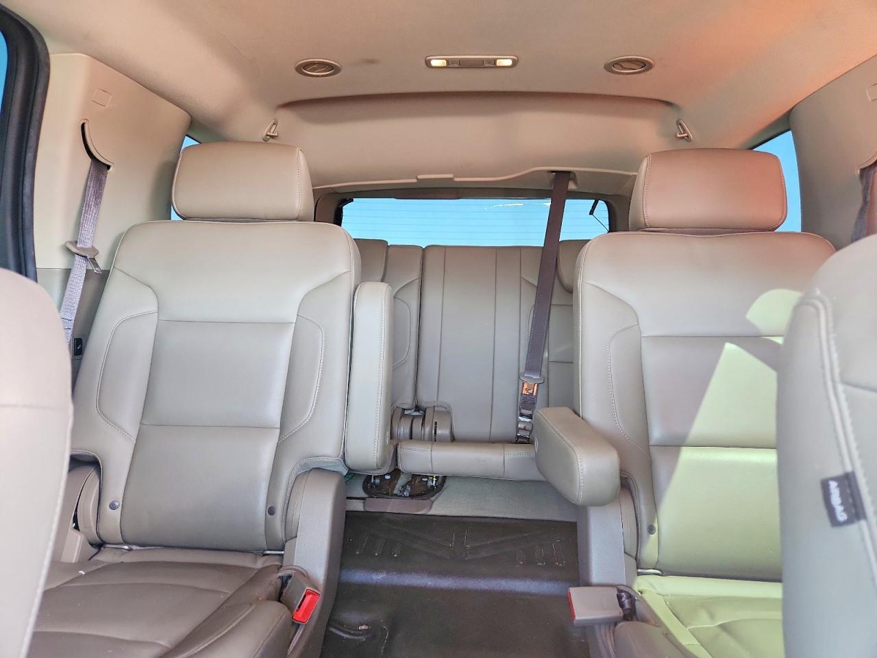 2018 Chevrolet Tahoe C1500 Lt - zdjęcie 10