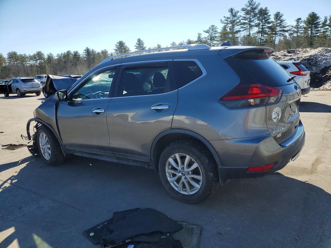 2018 Nissan Rogue Sv - zdjęcie 2