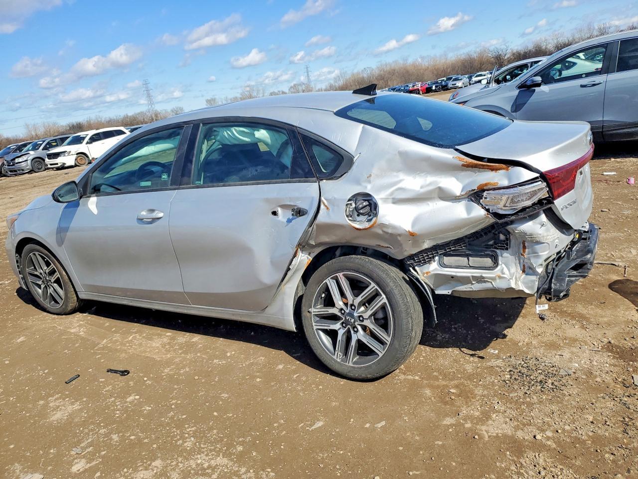 2019 Kia Forte S - zdjęcie 2