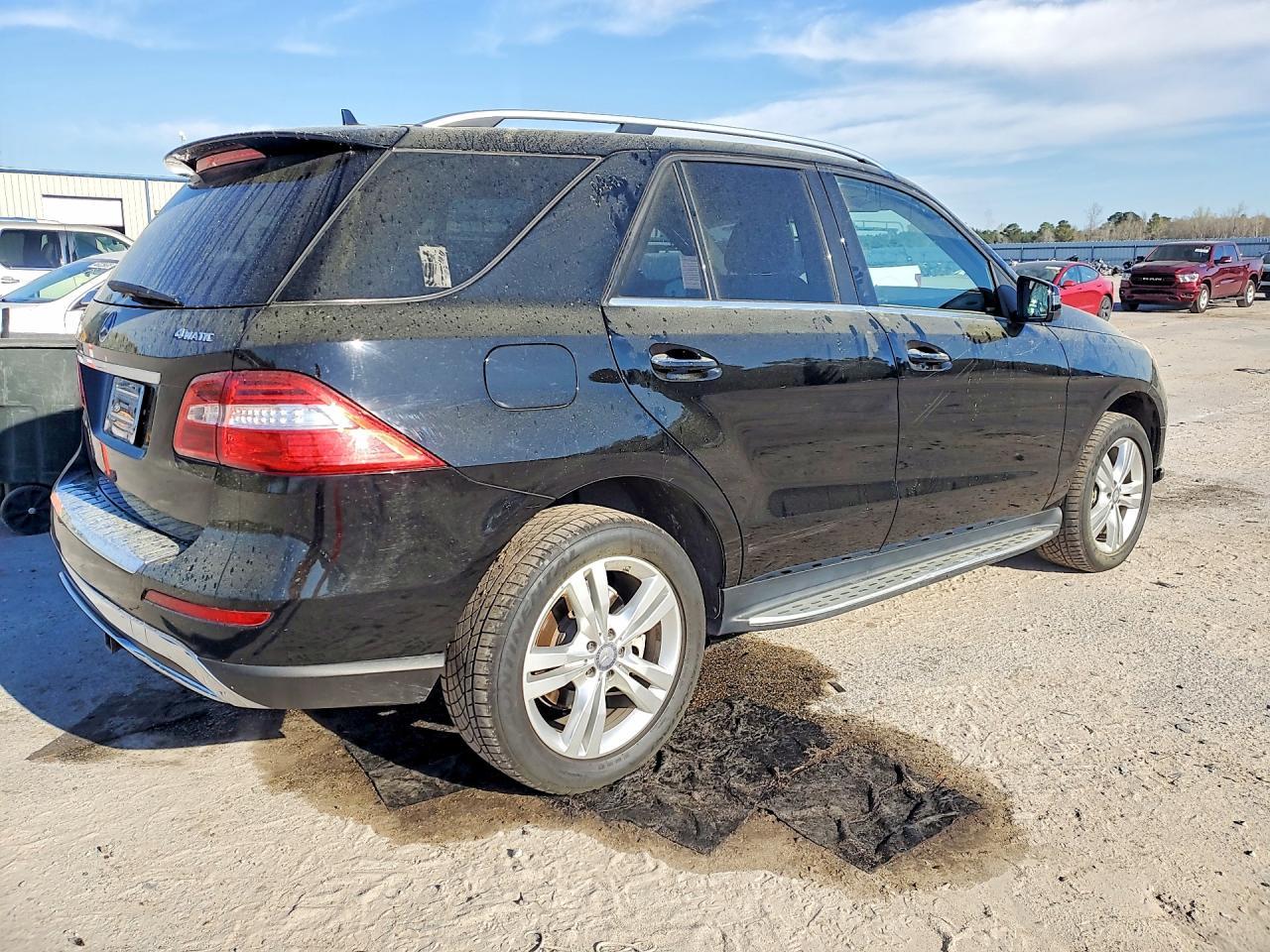 2015 Mercedes Benz Ml-Class - zdjęcie 3