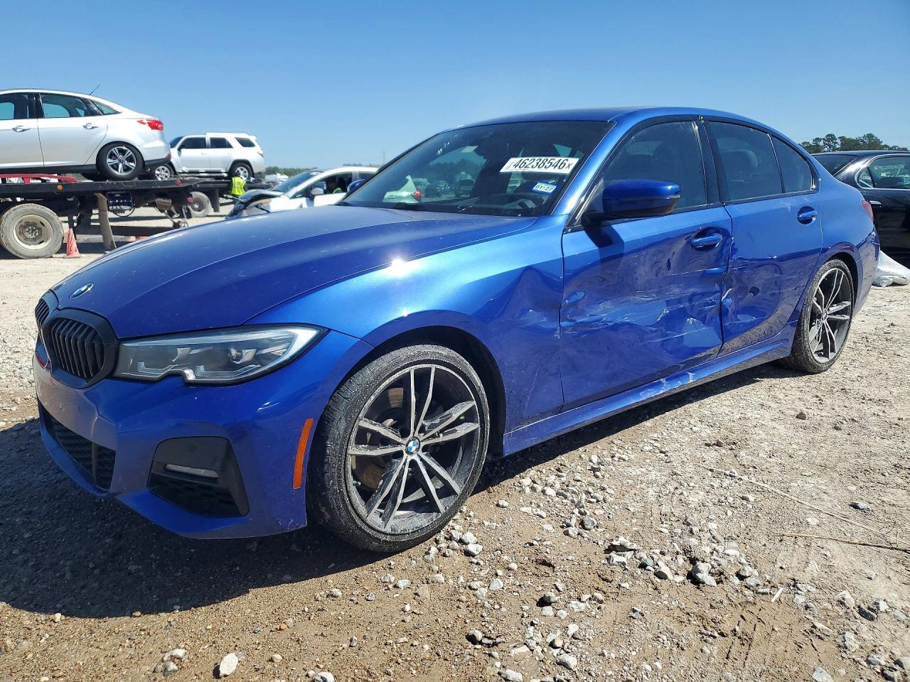 2020 BMW 330Xi - zdjęcie główne