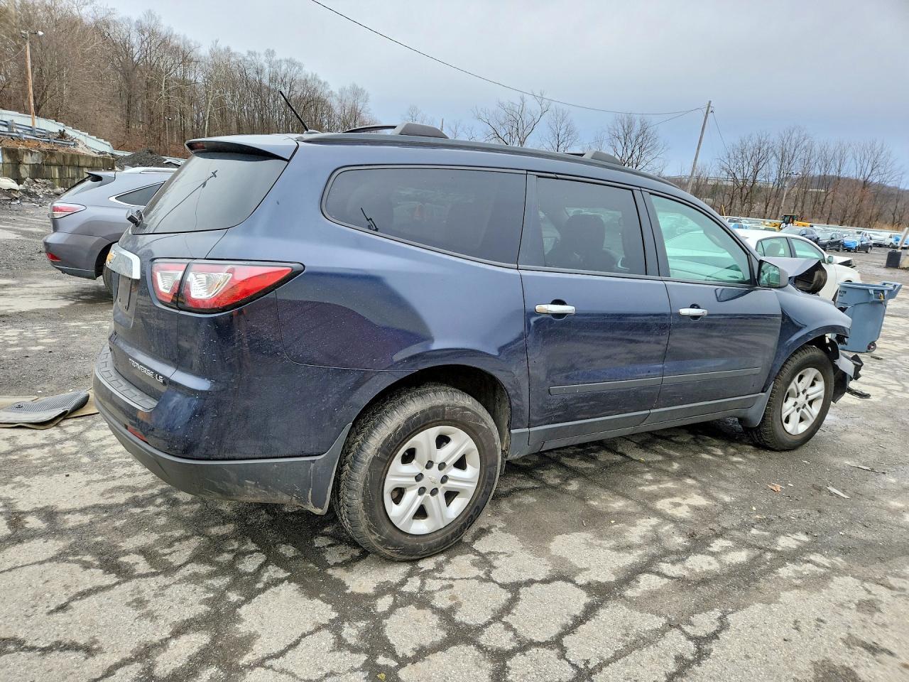 2015 Chevrolet Traverse Ls - zdjęcie 3