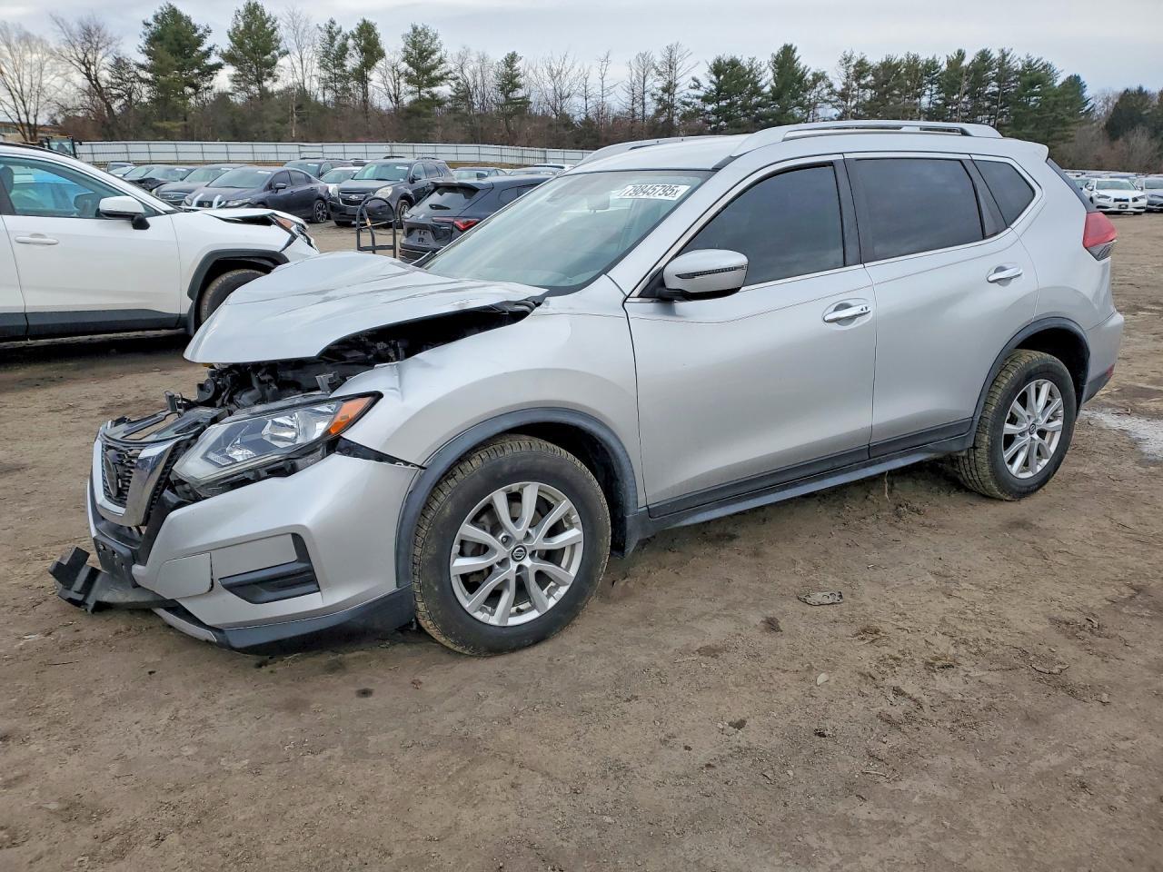 2019 Nissan Rogue Sv - zdjęcie główne