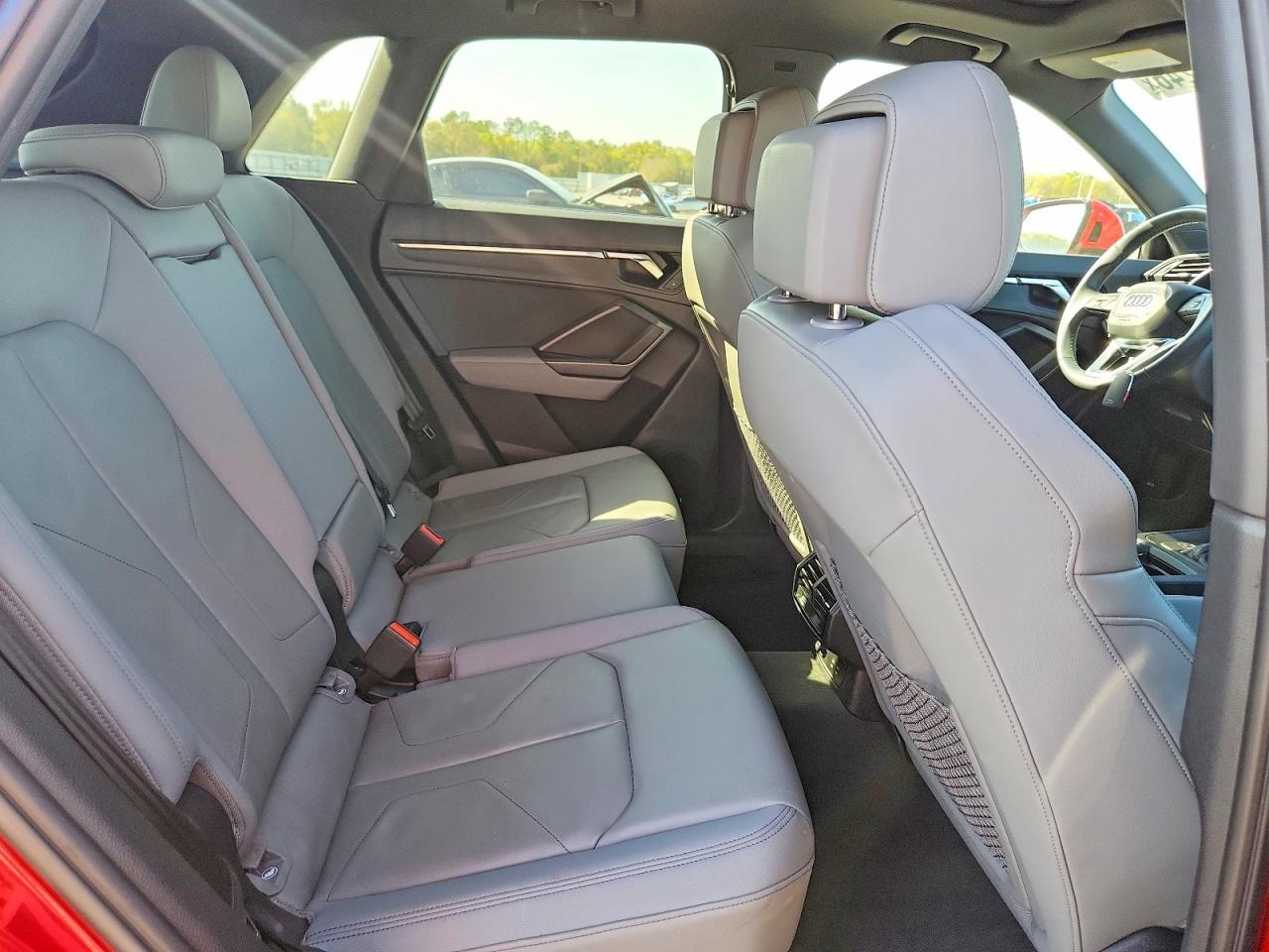 2024 Audi Q3 Premium Plus S Line 45 - zdjęcie 11