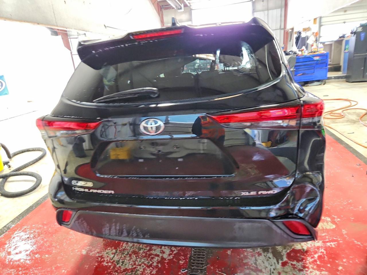 2021 Toyota Highlander Xle - zdjęcie 6