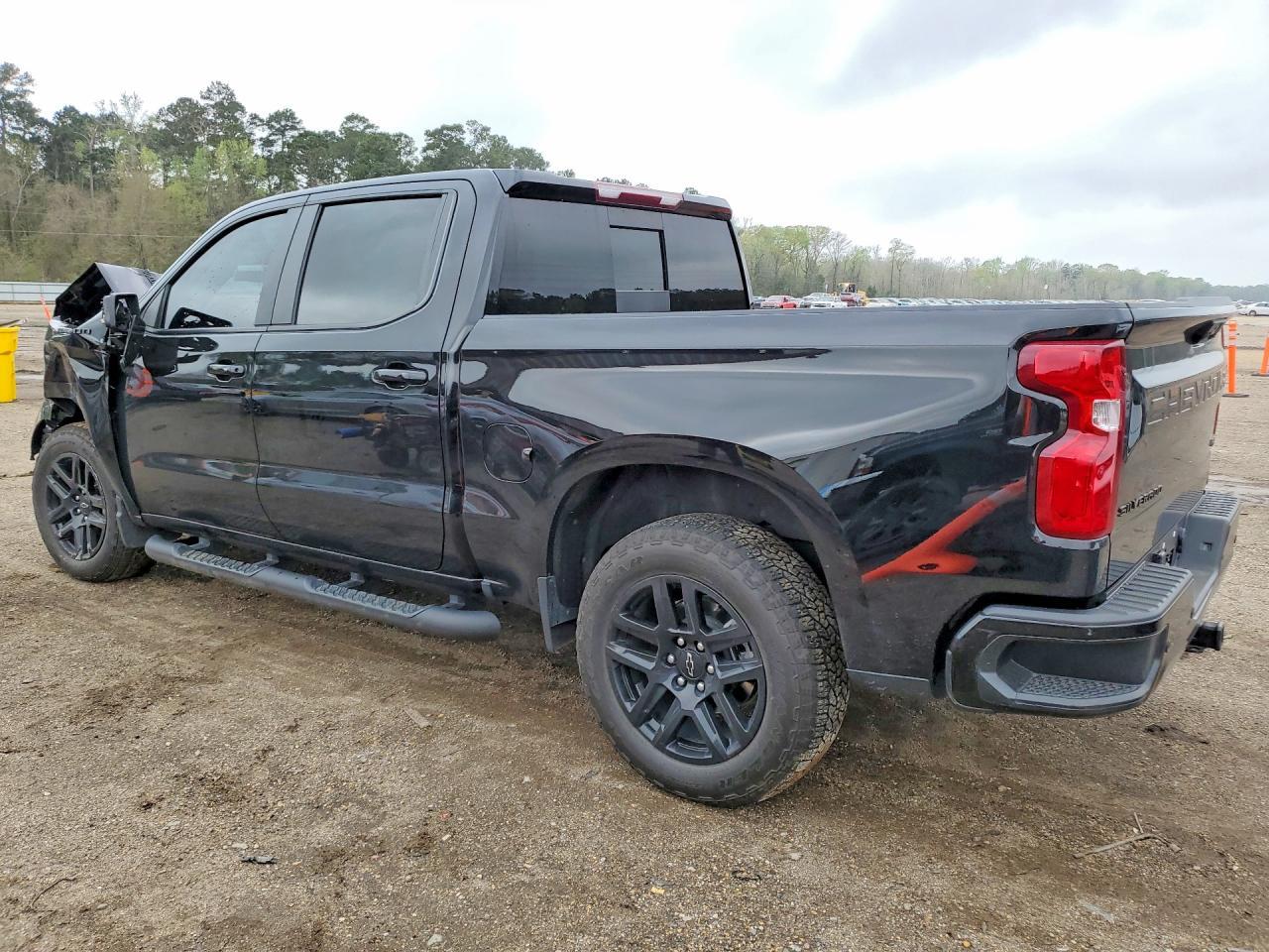 2024 Chevrolet Silverado K1500 Rst - zdjęcie 2