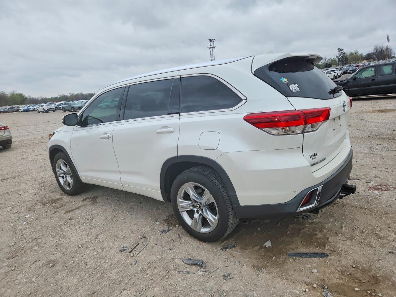 2017 Toyota Highlander Limited - zdjęcie 2