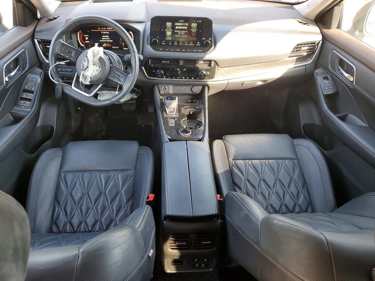 2021 Nissan Rogue Platinum - zdjęcie 8