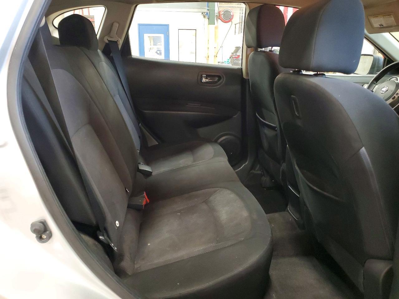 2013 Nissan Rogue S - zdjęcie 11