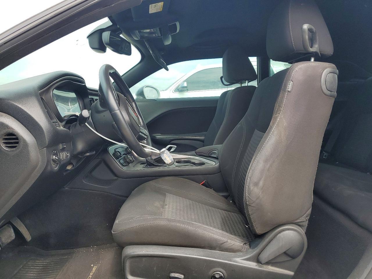 2015 Dodge Challenger Sxt - zdjęcie 7