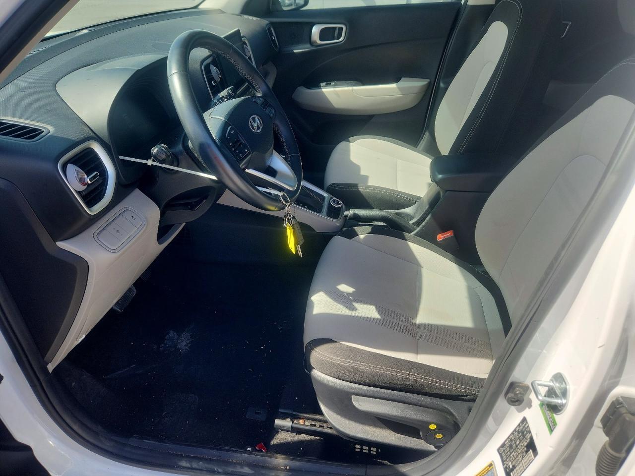 2023 Hyundai Venue Sel - zdjęcie 7