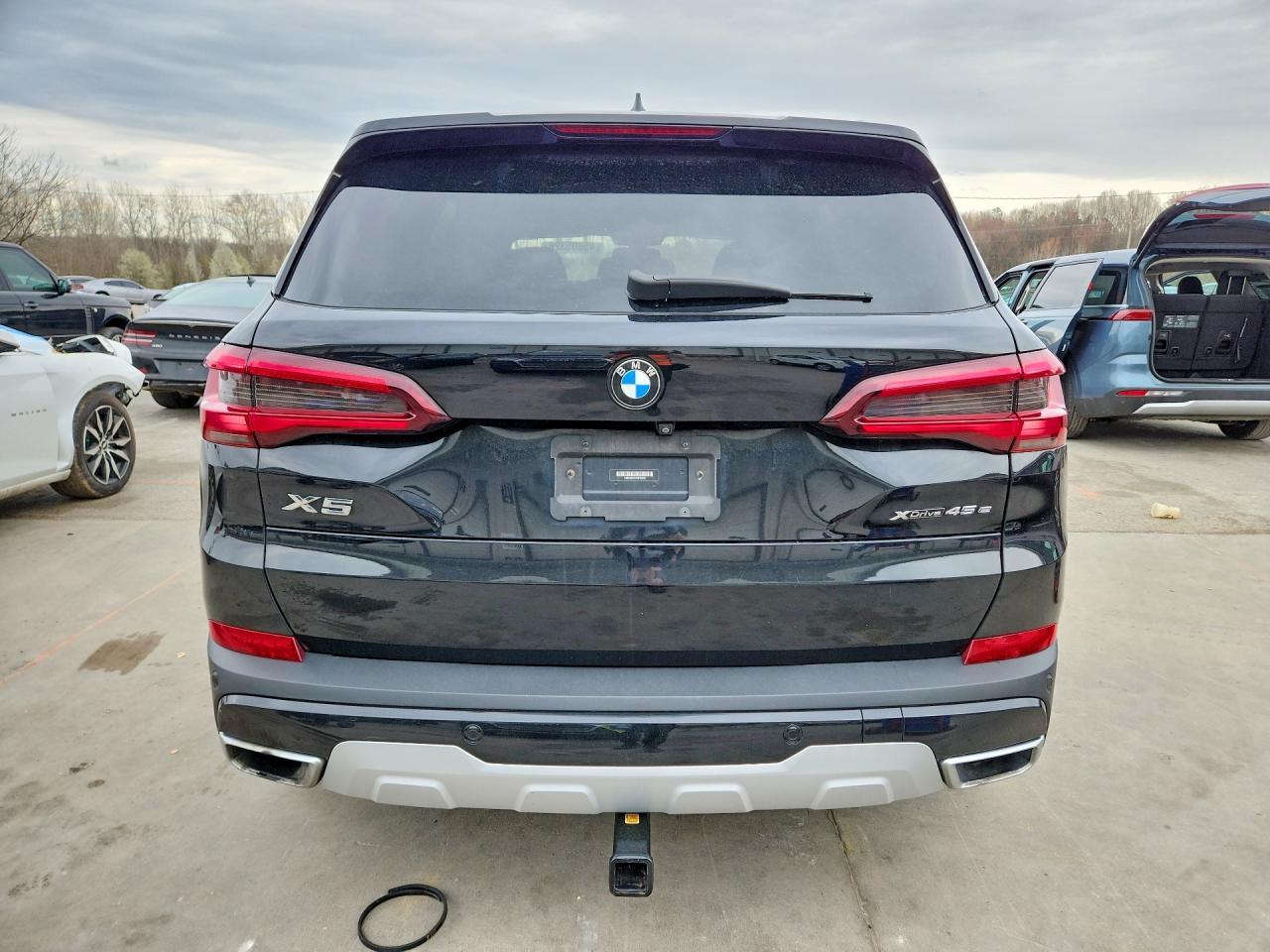 2021 BMW X5 xDrive45E - zdjęcie 6