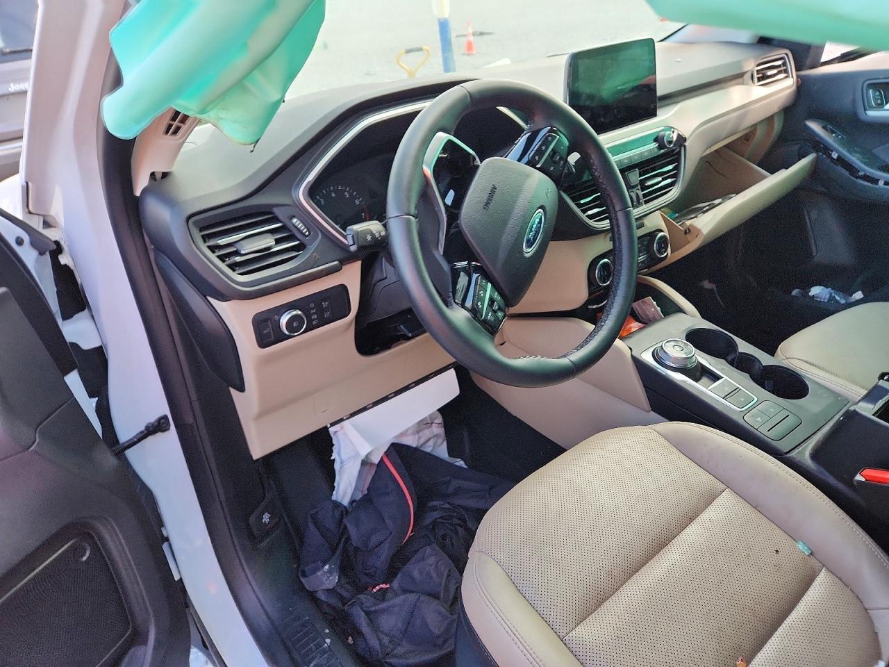 2022 Ford Escape Sel - zdjęcie 8