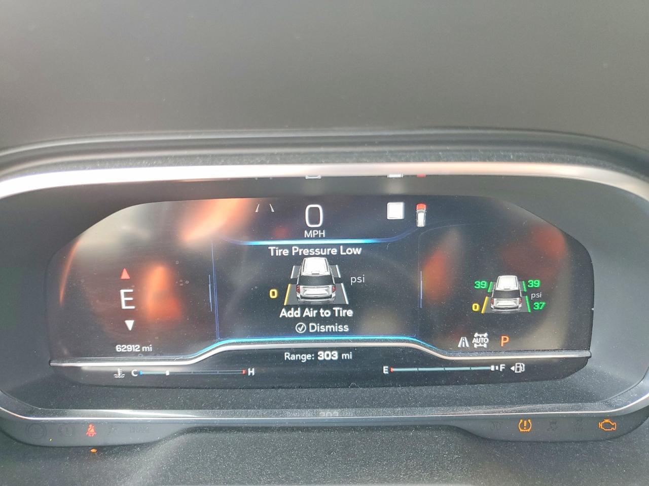 2022 Chevrolet Tahoe K1500 Z71 - zdjęcie 9