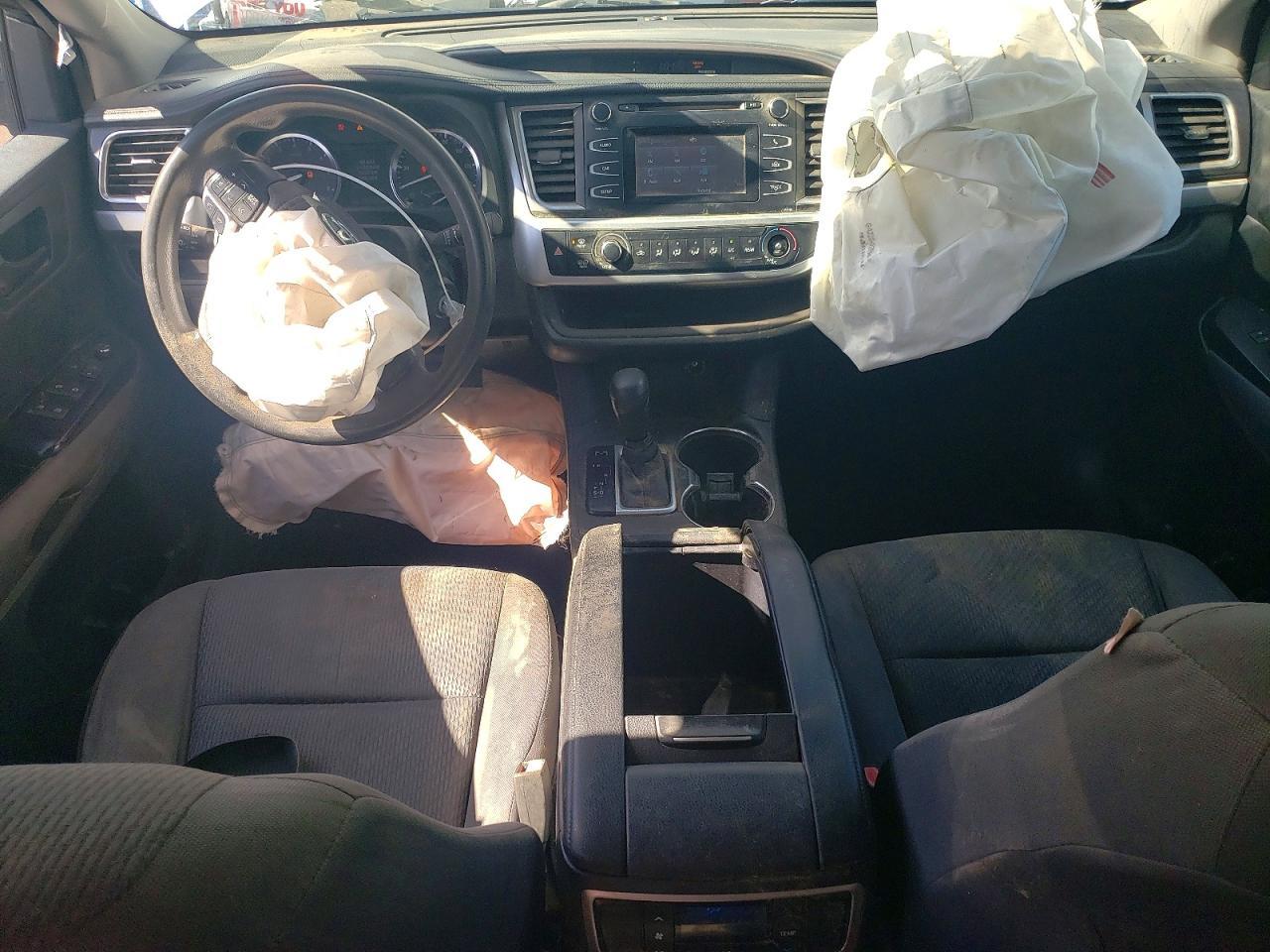 2015 Toyota Highlander Le - zdjęcie 8