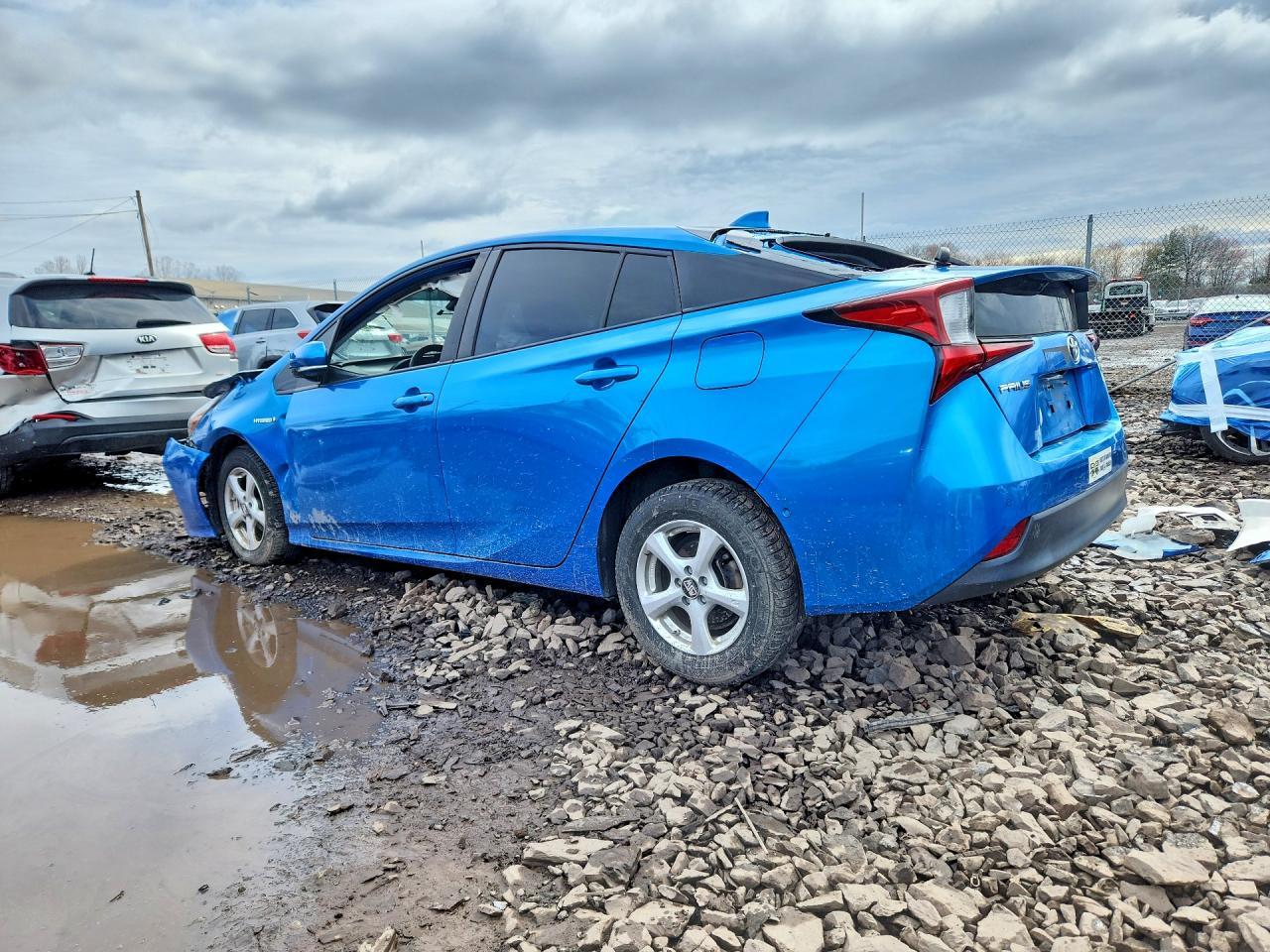 2020 Toyota Prius Le - zdjęcie 2