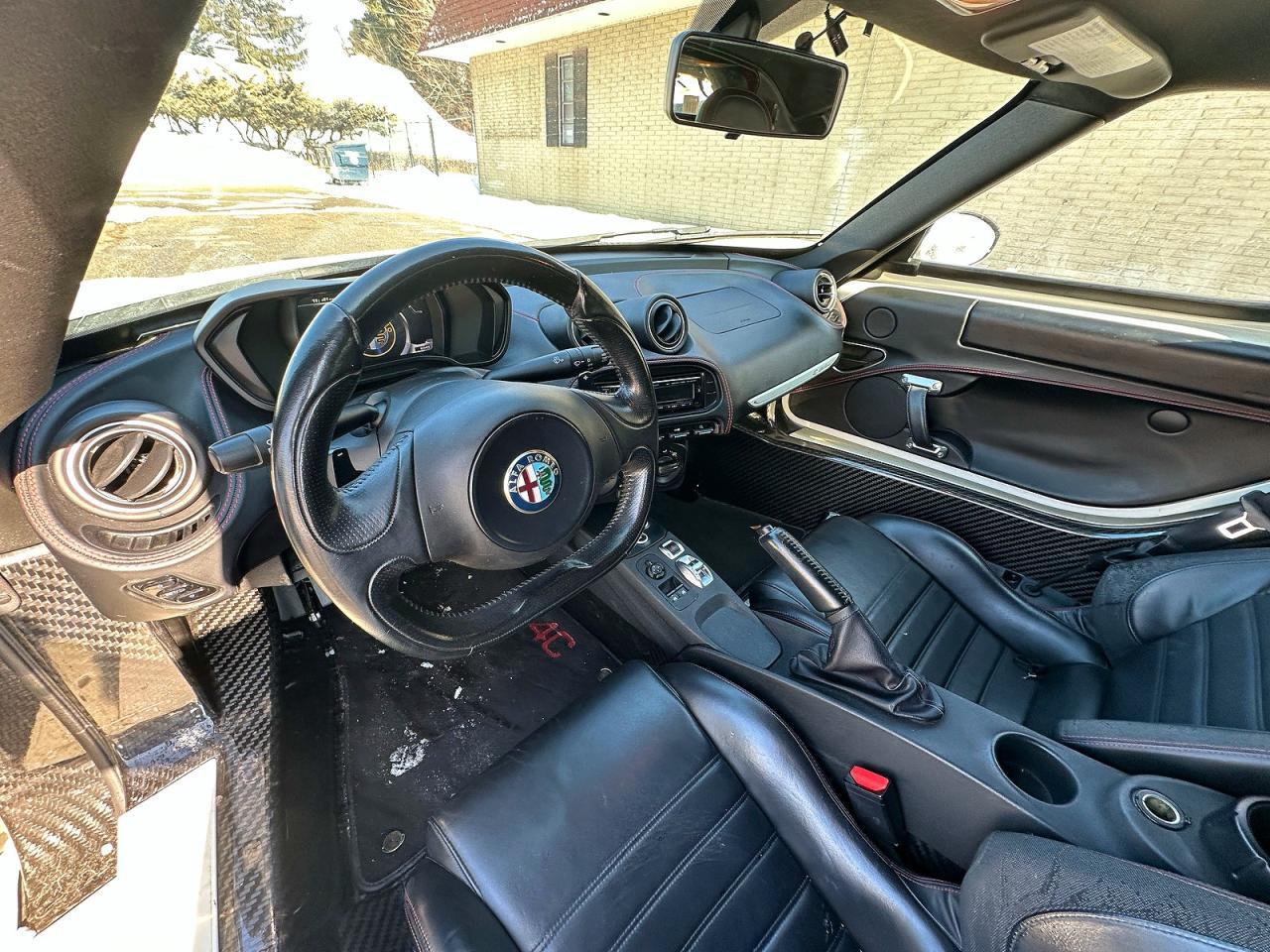 2016 Alfa Romeo 4C - zdjęcie 9