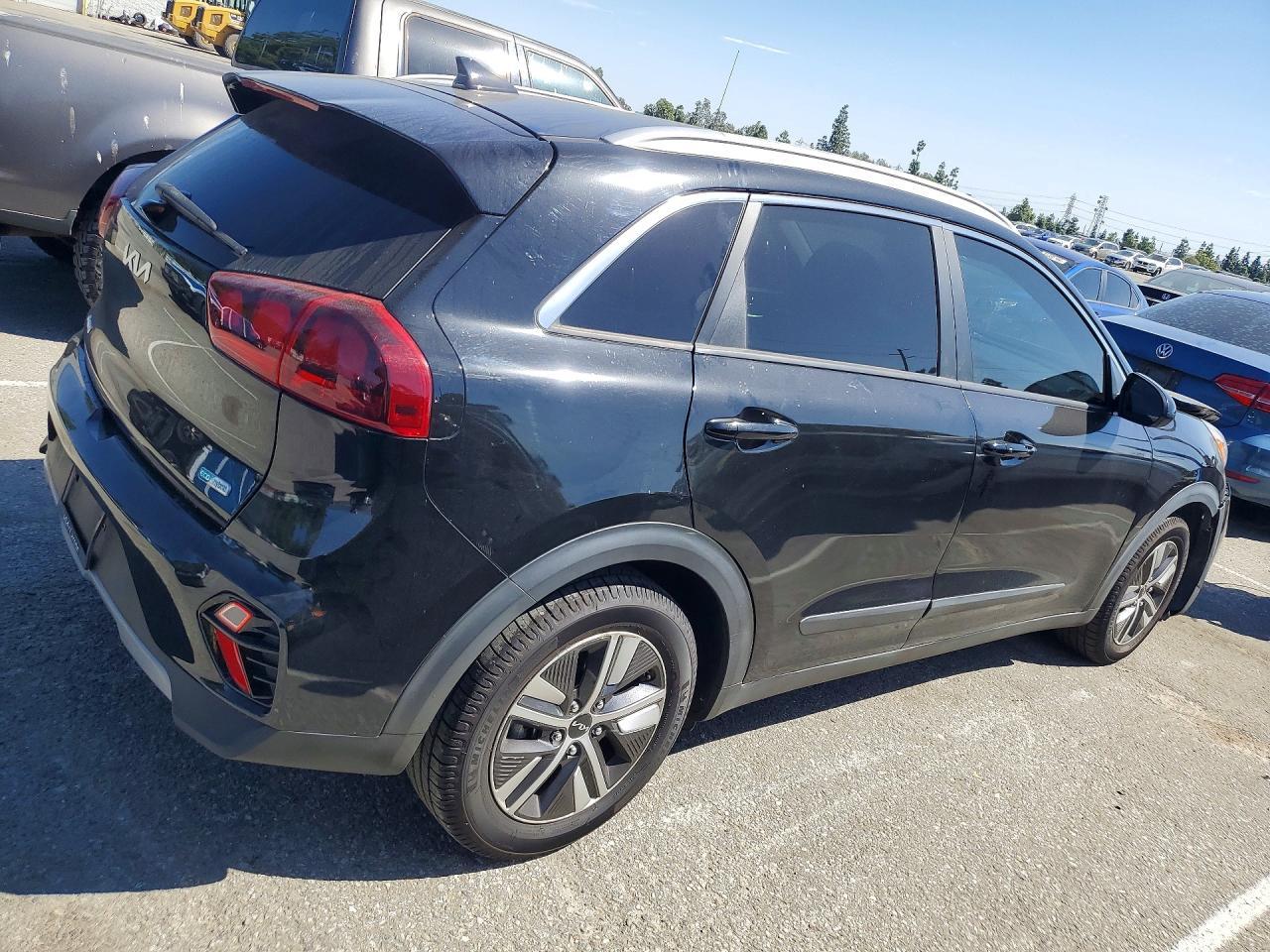2022 Kia Niro Lxs - zdjęcie 3