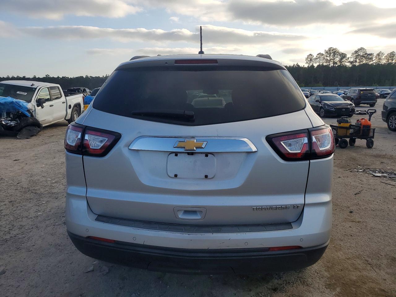 2013 Chevrolet Traverse Lt - zdjęcie 6