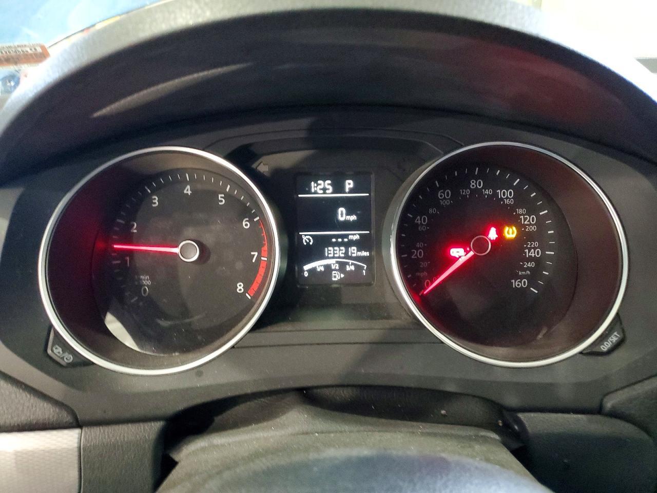 2017 Volkswagen Jetta - zdjęcie 9