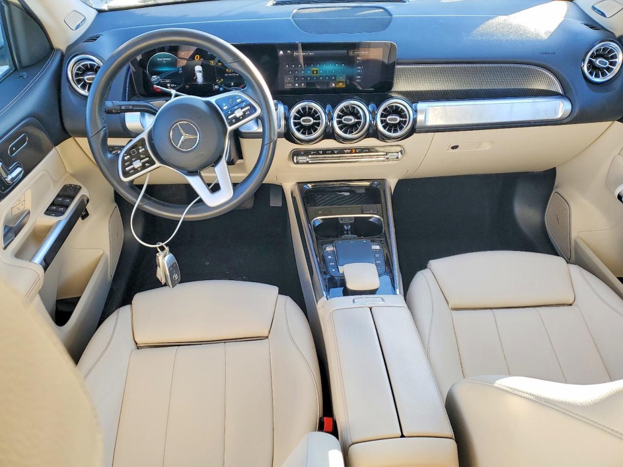 2021 Mercedes-Benz Glb 250 - zdjęcie 8