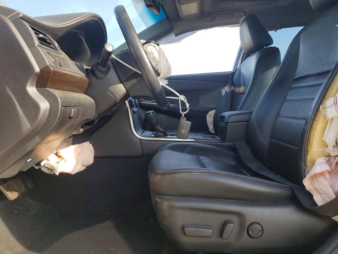 2015 Toyota Camry Xle - zdjęcie 7