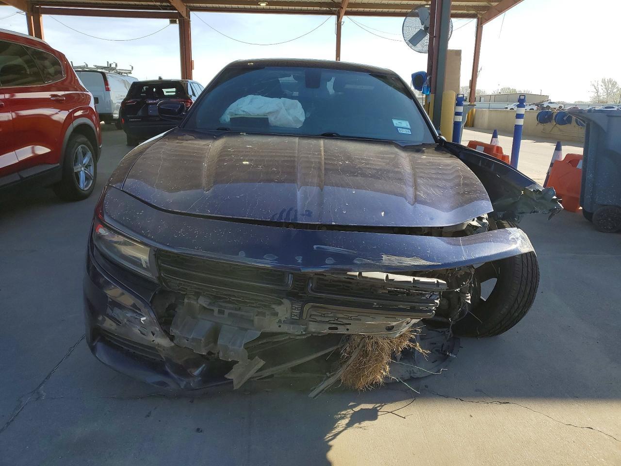 2016 Dodge Charger R - zdjęcie 5