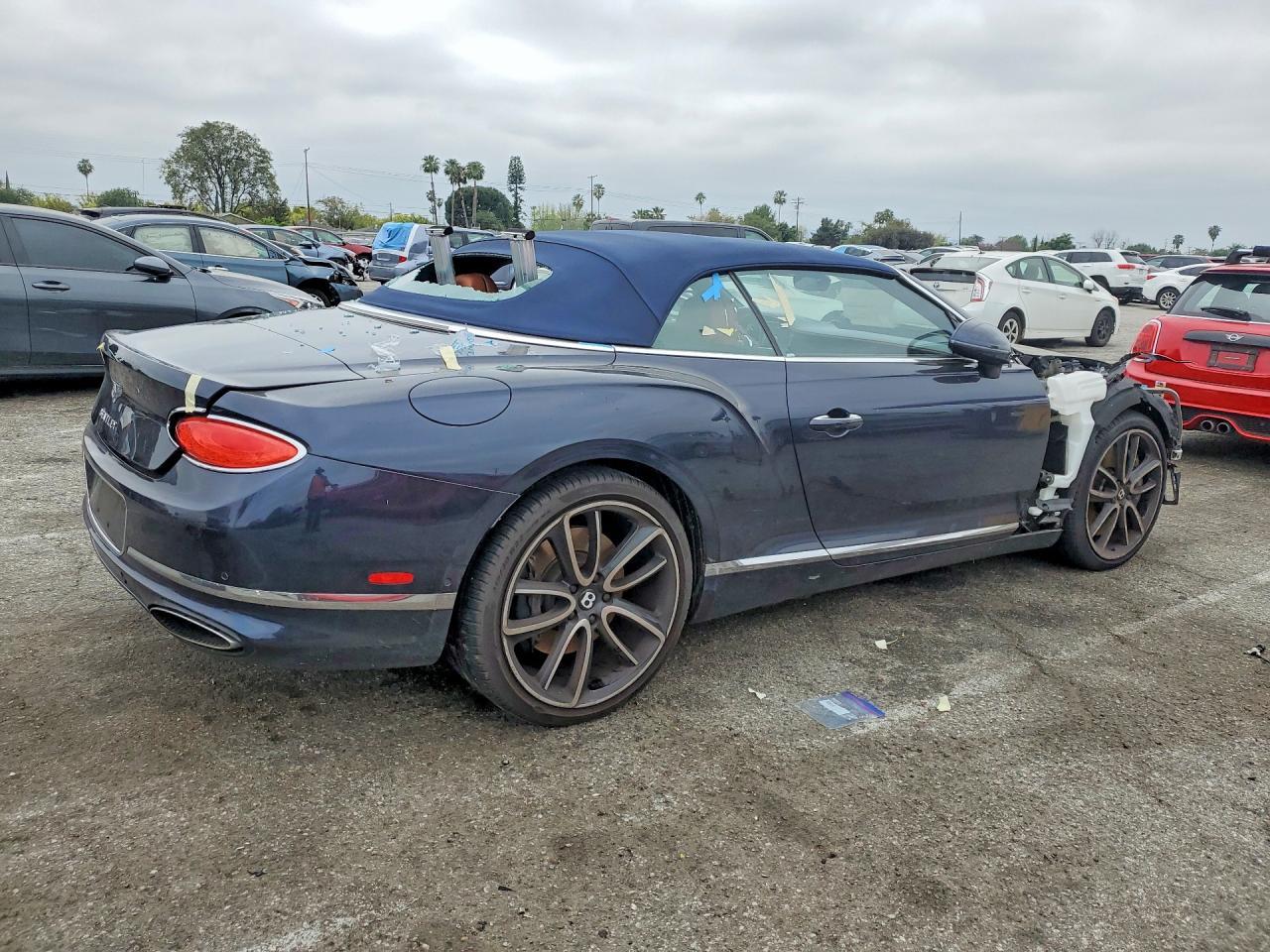 2021 Bentley Continental Gt - zdjęcie 3