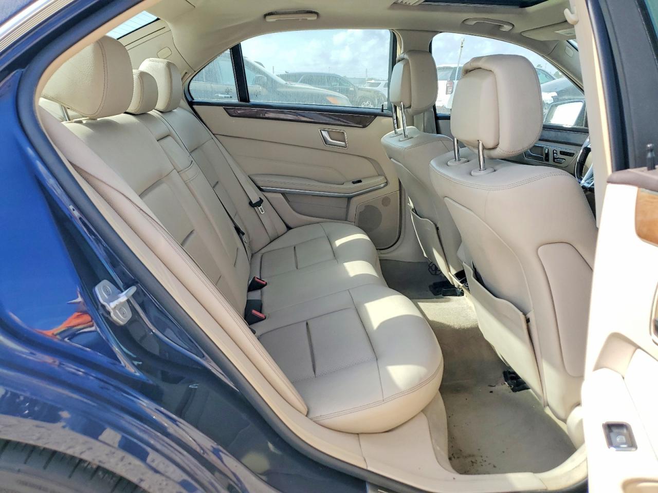 2014 Mercedes-Benz E 350 - zdjęcie 10