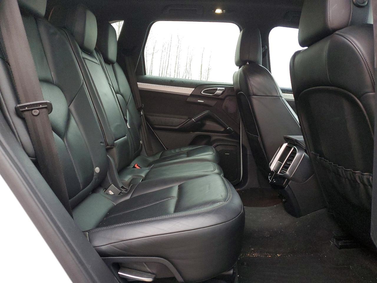 2013 Porsche Cayenne Gts - zdjęcie 11