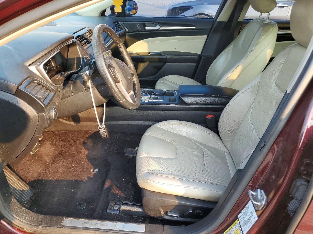 2017 Ford Fusion Titanium - zdjęcie 7