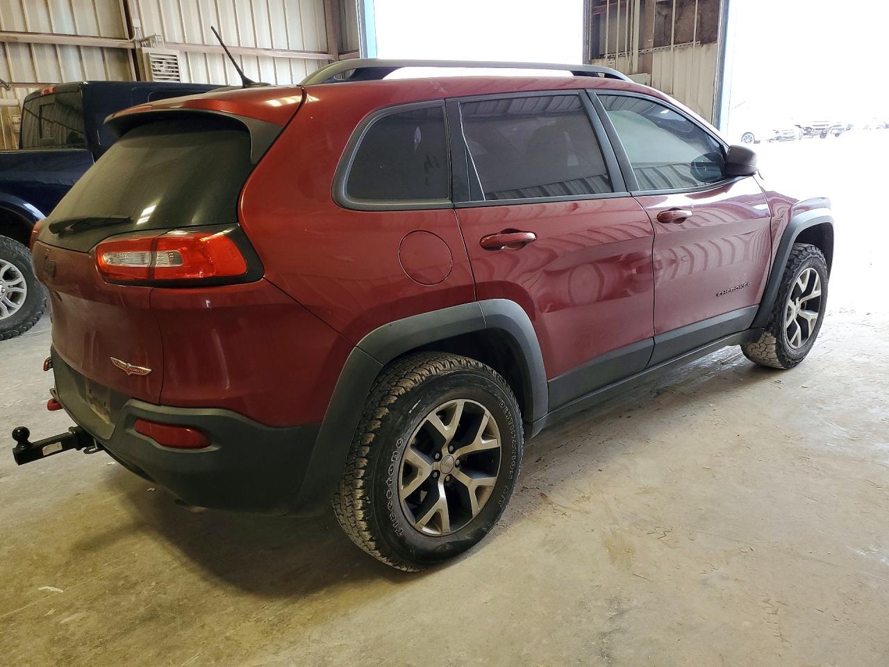 2015 Jeep Cherokee Trailhawk - zdjęcie 3