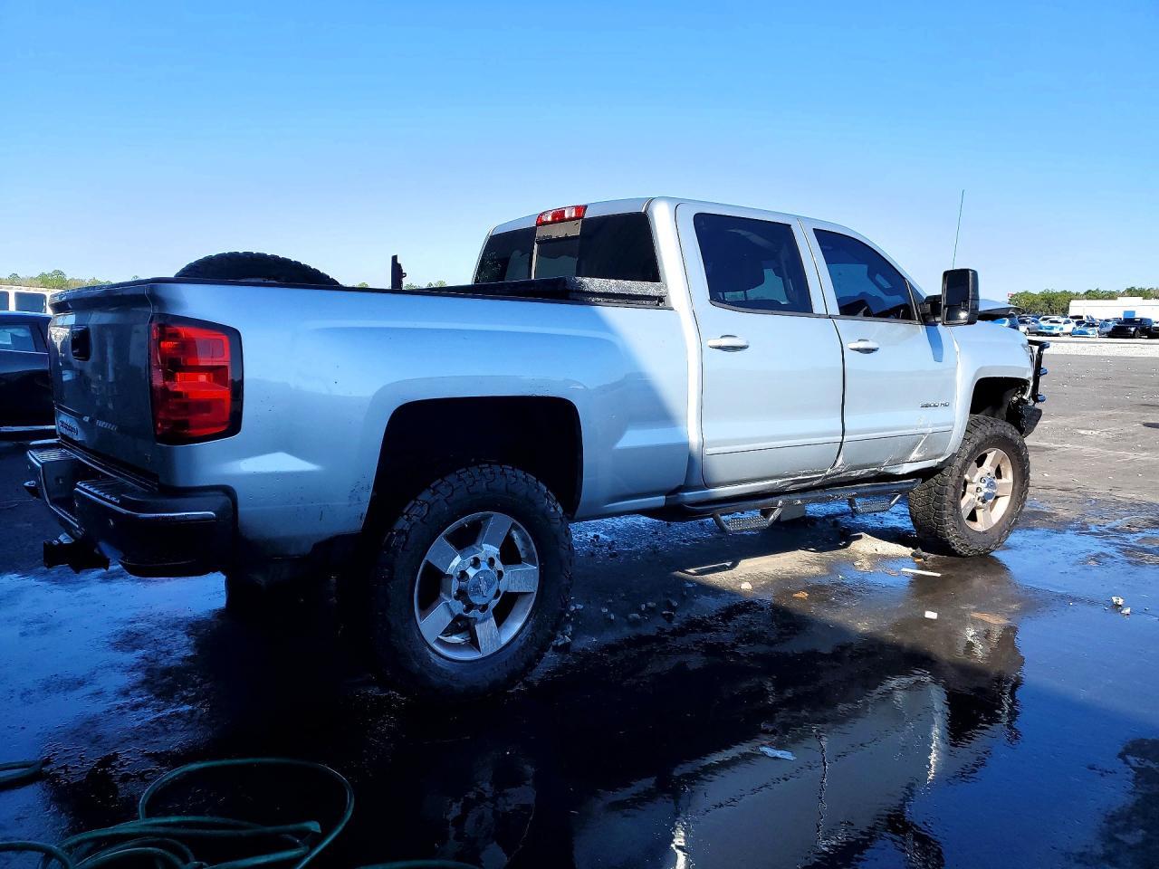2018 Chevrolet Silverado K2500 Heavy Duty Lt - zdjęcie 3