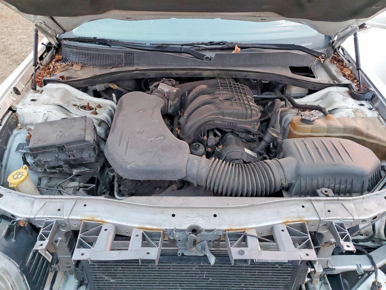 2015 Chrysler 300 Limited - zdjęcie 11