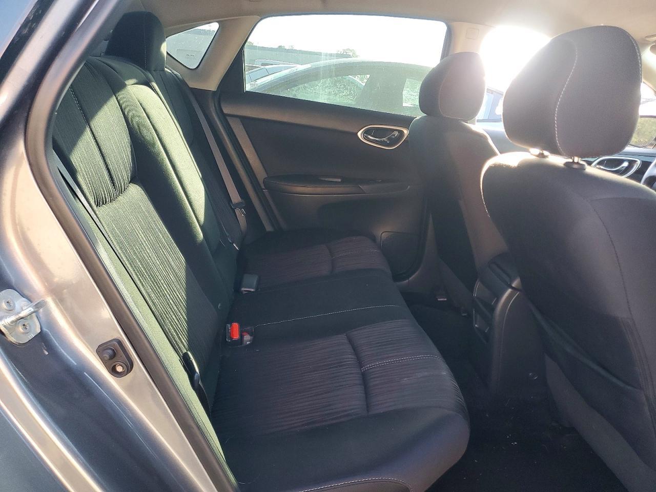 2017 Nissan Sentra Sv - zdjęcie 10