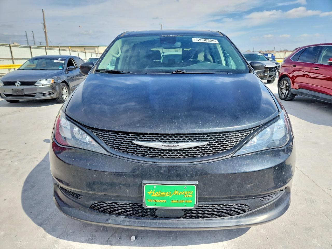 2022 Chrysler Voyager Lx - zdjęcie 5