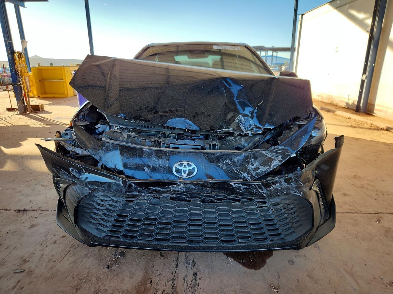 2025 Toyota Camry Se - zdjęcie 5